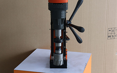 浅谈无级变速磁力钻到底具有哪些优势？
